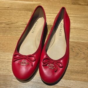 NEE COACH RED ALINA BALLET